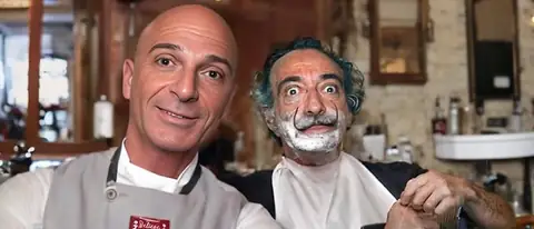 Stelfie: Travel Back In Time & Take A Hilarious Selfie With Your Favorite Famous Celebrity